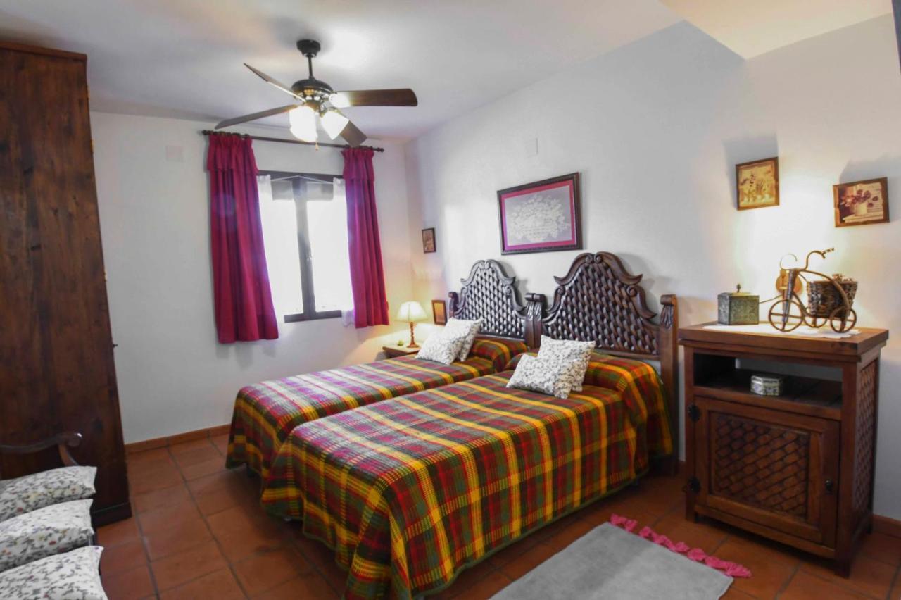 La Balconera De Ana Villa Puebla de Don Rodrigo ภายนอก รูปภาพ