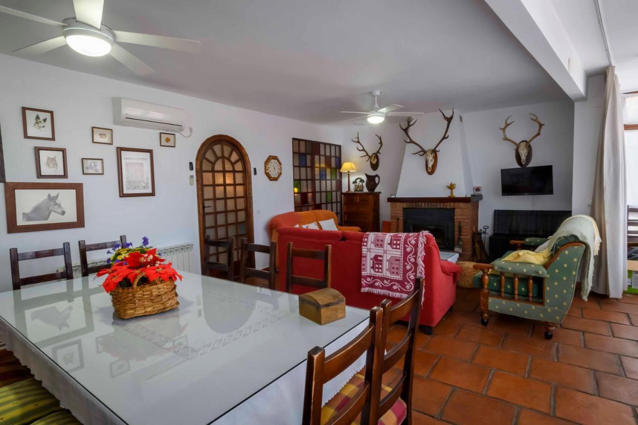 La Balconera De Ana Villa Puebla de Don Rodrigo ภายนอก รูปภาพ